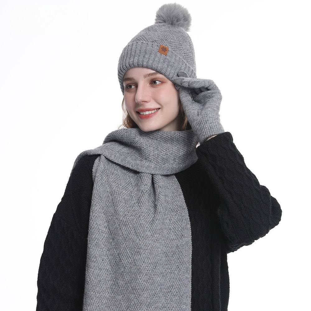 Зимний комплект из трех предме – обзор и цена Wool Glove Lined